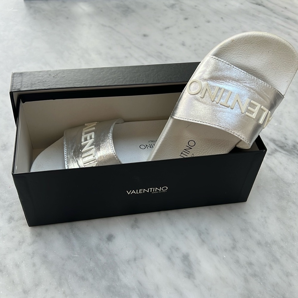 Valentine slides size 37